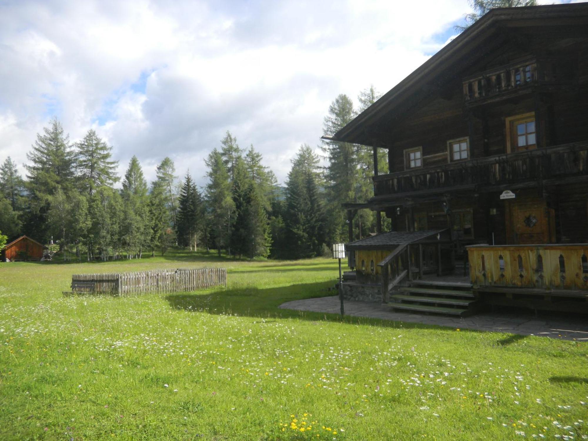 Landhaus Charlotte Am Geigenbuehel -Apartments Seefeld w Tirolu Zewnętrze zdjęcie