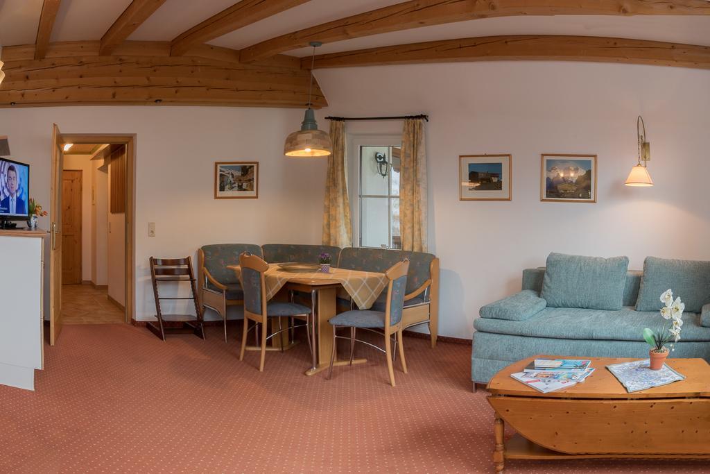 Landhaus Charlotte Am Geigenbuehel -Apartments Seefeld w Tirolu Zewnętrze zdjęcie