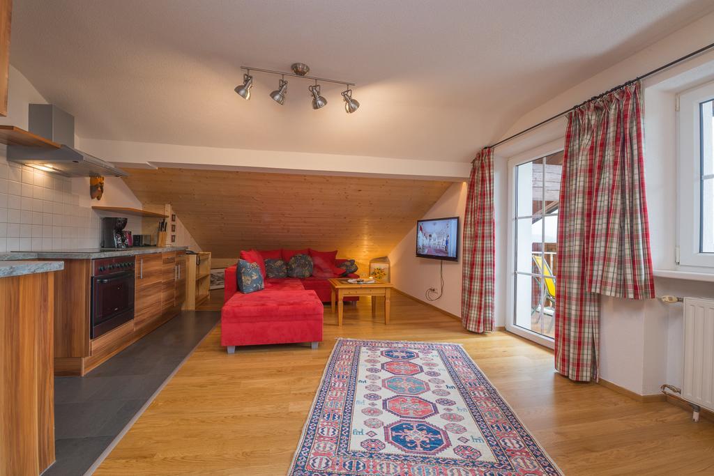 Landhaus Charlotte Am Geigenbuehel -Apartments Seefeld w Tirolu Zewnętrze zdjęcie